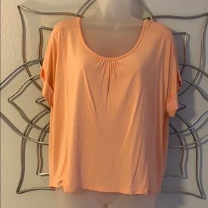 Coral flowy t-shirt